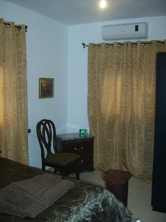 Jerusalem Hills Inn Abu Ghaush Zimmer foto